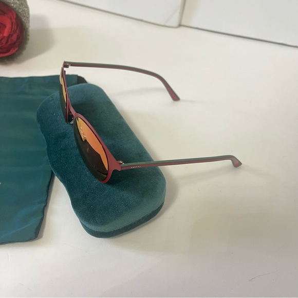 GUCCI Authentic New 52mm Round Signature Logo Sunglasses With Case, Cloth & Tag - Picture 4 of 15